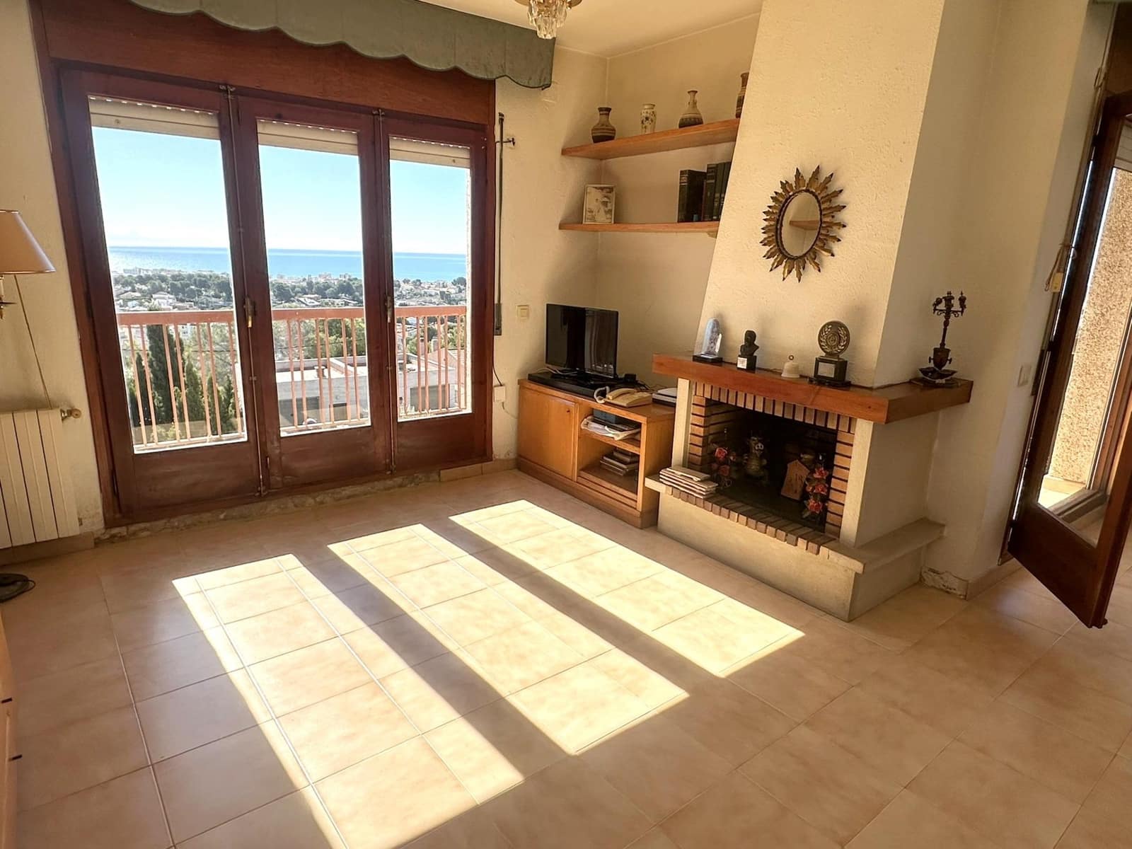 4 bedroom Terraced Villa for sale in Segur de Calafell with pool garage - € 238,000 (Ref: 9745287)