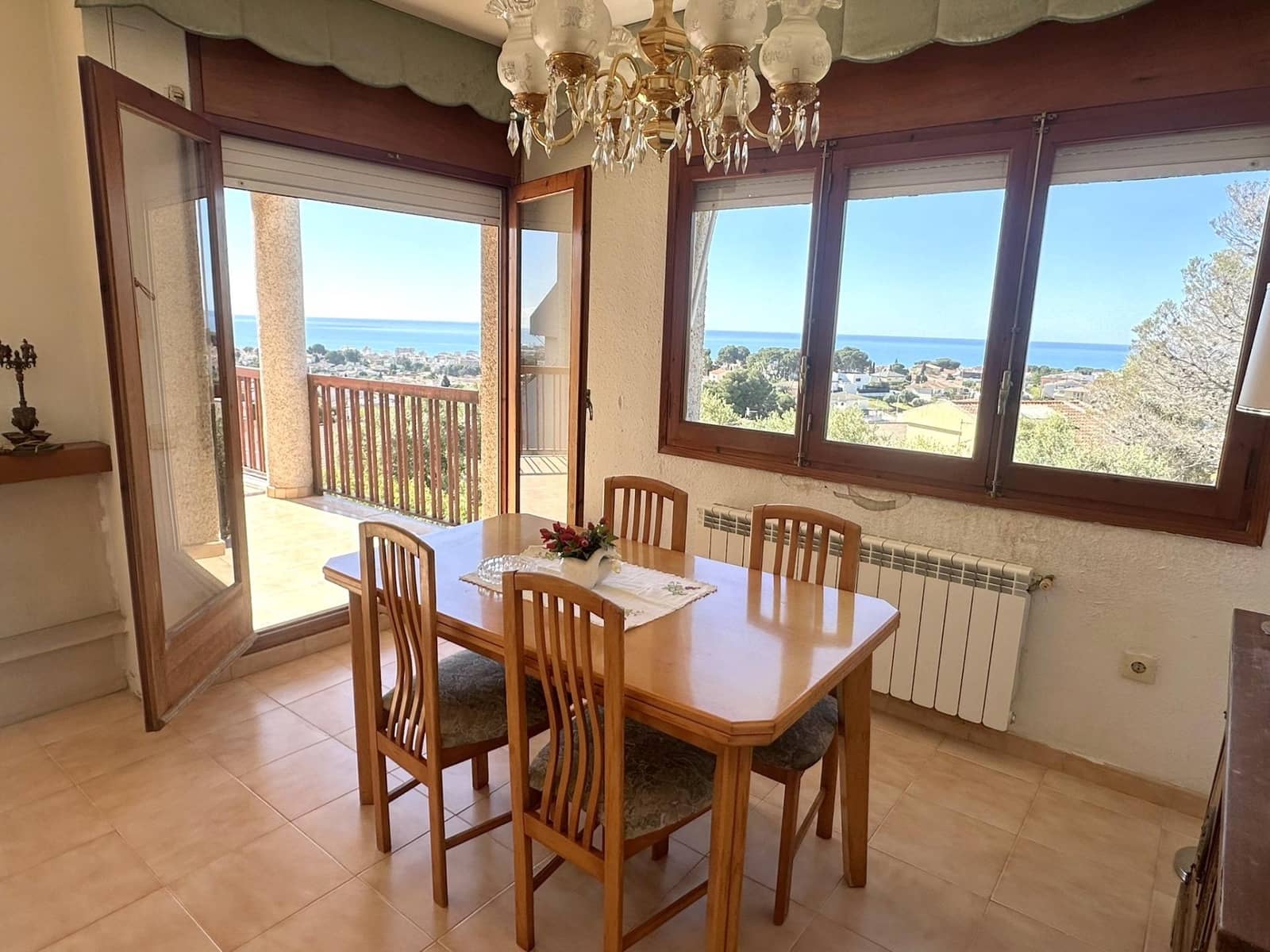 4 bedroom Terraced Villa for sale in Segur de Calafell with pool garage - € 238,000 (Ref: 9745287)