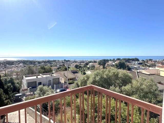 4 bedroom Terraced Villa for sale in Segur de Calafell, Calafell with pool garage - € 238,000 (Ref: 9745287)