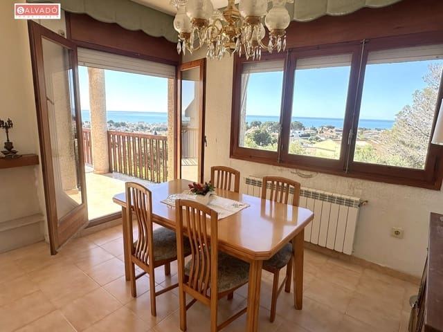 4 sovrum Radhus till salu i Segur de Calafell, Calafell med garage - 238 000 € (Ref: 9745287)