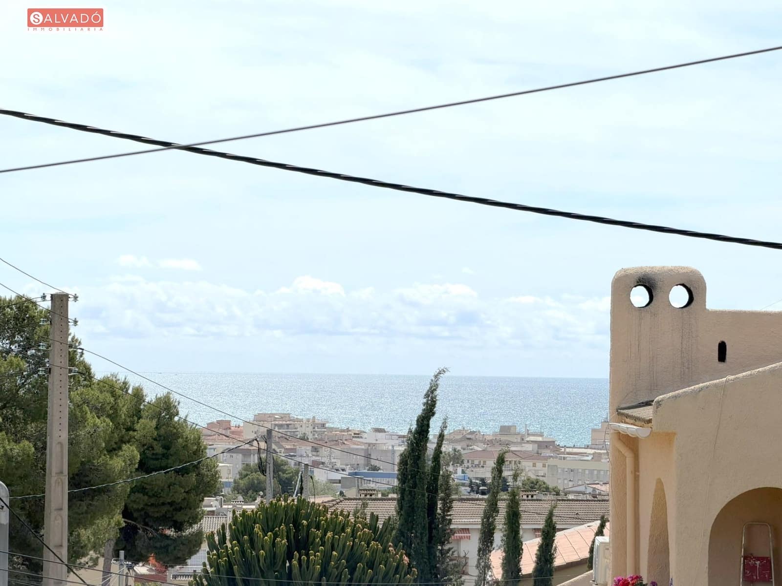 4 bedroom Terraced Villa for sale in Segur de Calafell with garage - € 270,000 (Ref: 9825247)