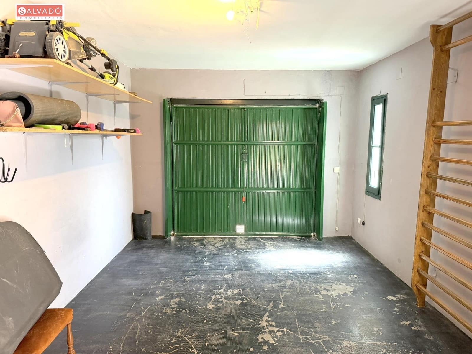4 bedroom Terraced Villa for sale in Segur de Calafell with garage - € 270,000 (Ref: 9825247)