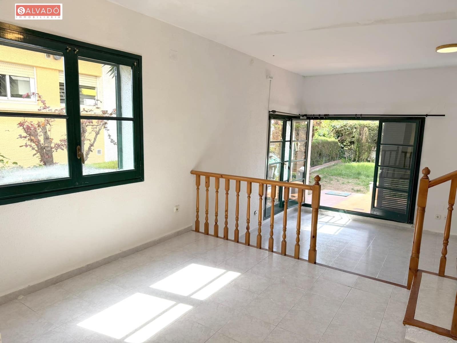 4 bedroom Terraced Villa for sale in Segur de Calafell with garage - € 270,000 (Ref: 9825247)