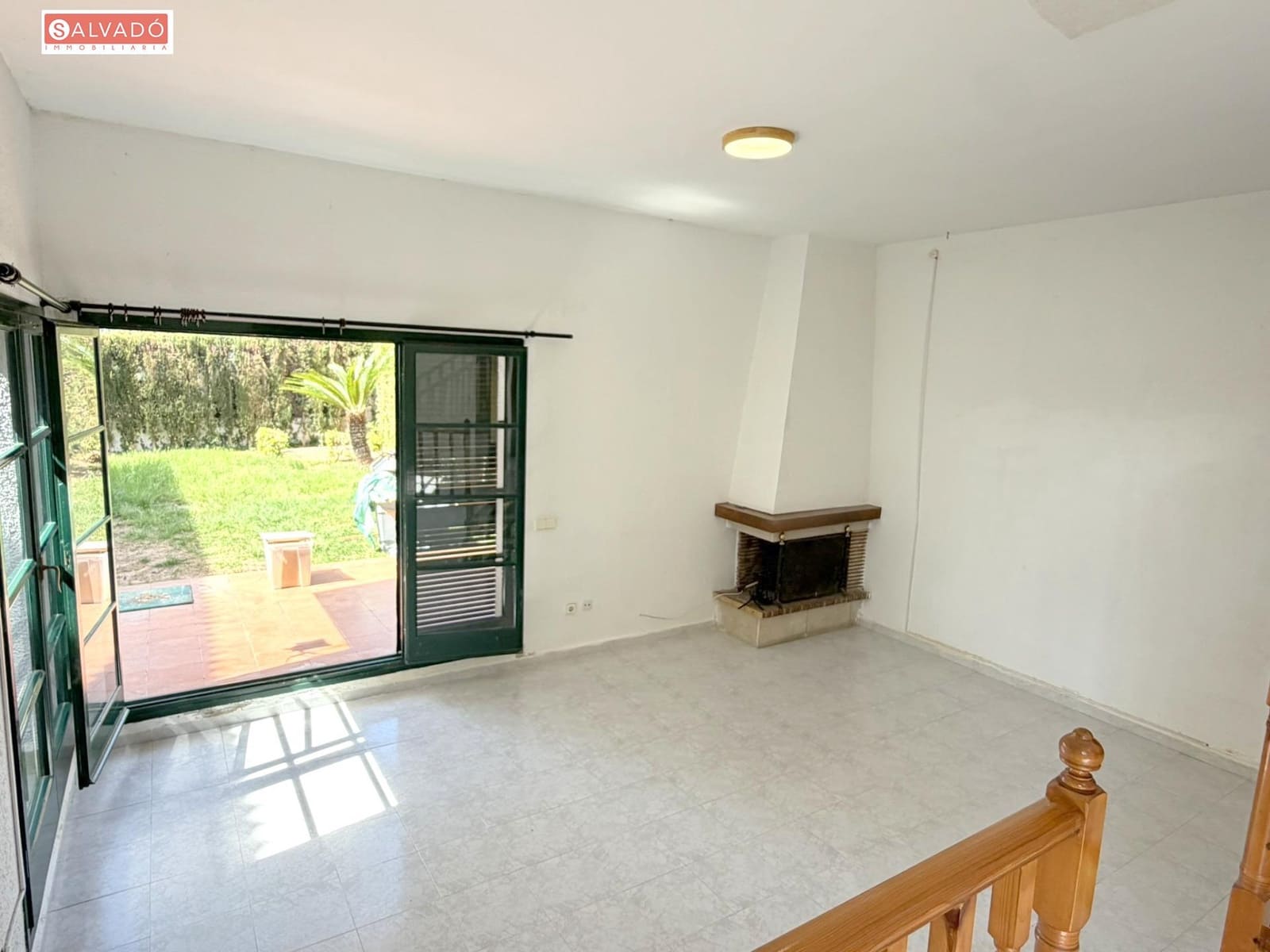 4 bedroom Terraced Villa for sale in Segur de Calafell with garage - € 270,000 (Ref: 9825247)
