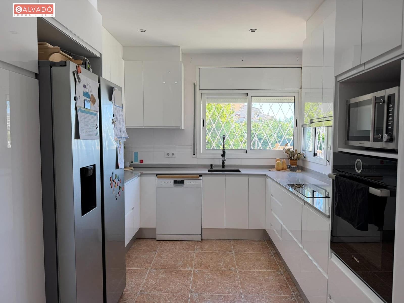 Chalet de 4 habitaciones en Segur de Calafell en venta con piscina garaje - 415.000 € (Ref: 9851751)