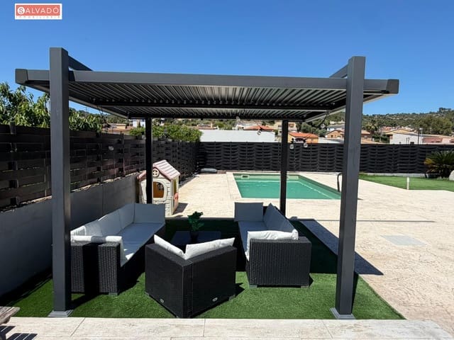 4 Zimmer Villa zu verkaufen in Segur de Calafell, Calafell mit Pool Garage - 415.000 € (Ref: 9851751)