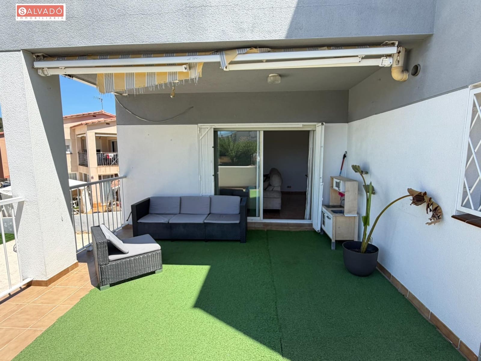 Chalet de 4 habitaciones en Segur de Calafell en venta con piscina garaje - 415.000 € (Ref: 9851751)