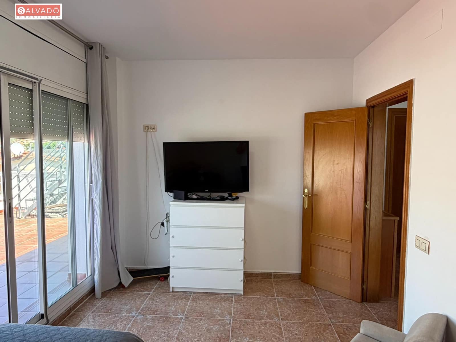 Chalet de 4 habitaciones en Segur de Calafell en venta con piscina garaje - 415.000 € (Ref: 9851751)