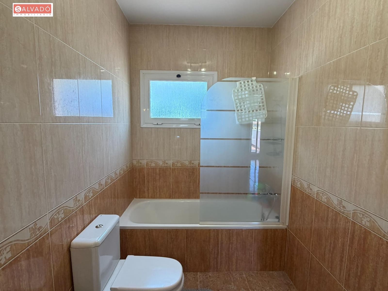 Chalet de 4 habitaciones en Segur de Calafell en venta con piscina garaje - 415.000 € (Ref: 9851751)