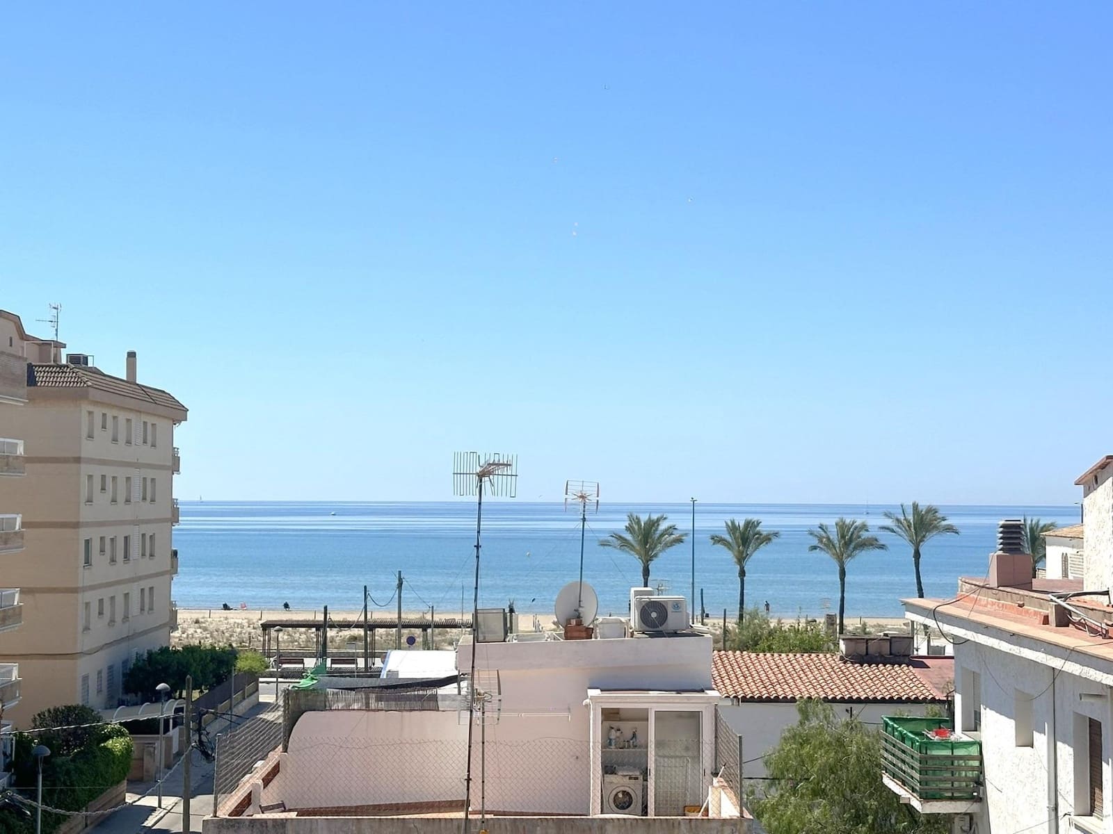 3 bedroom Flat for sale in Segur de Calafell - € 250,000 (Ref: 9861857)