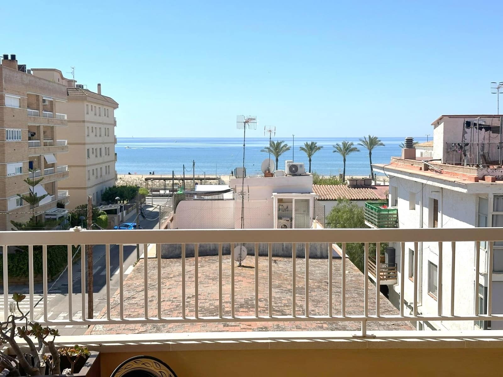 3 bedroom Flat for sale in Segur de Calafell - € 250,000 (Ref: 9861857)