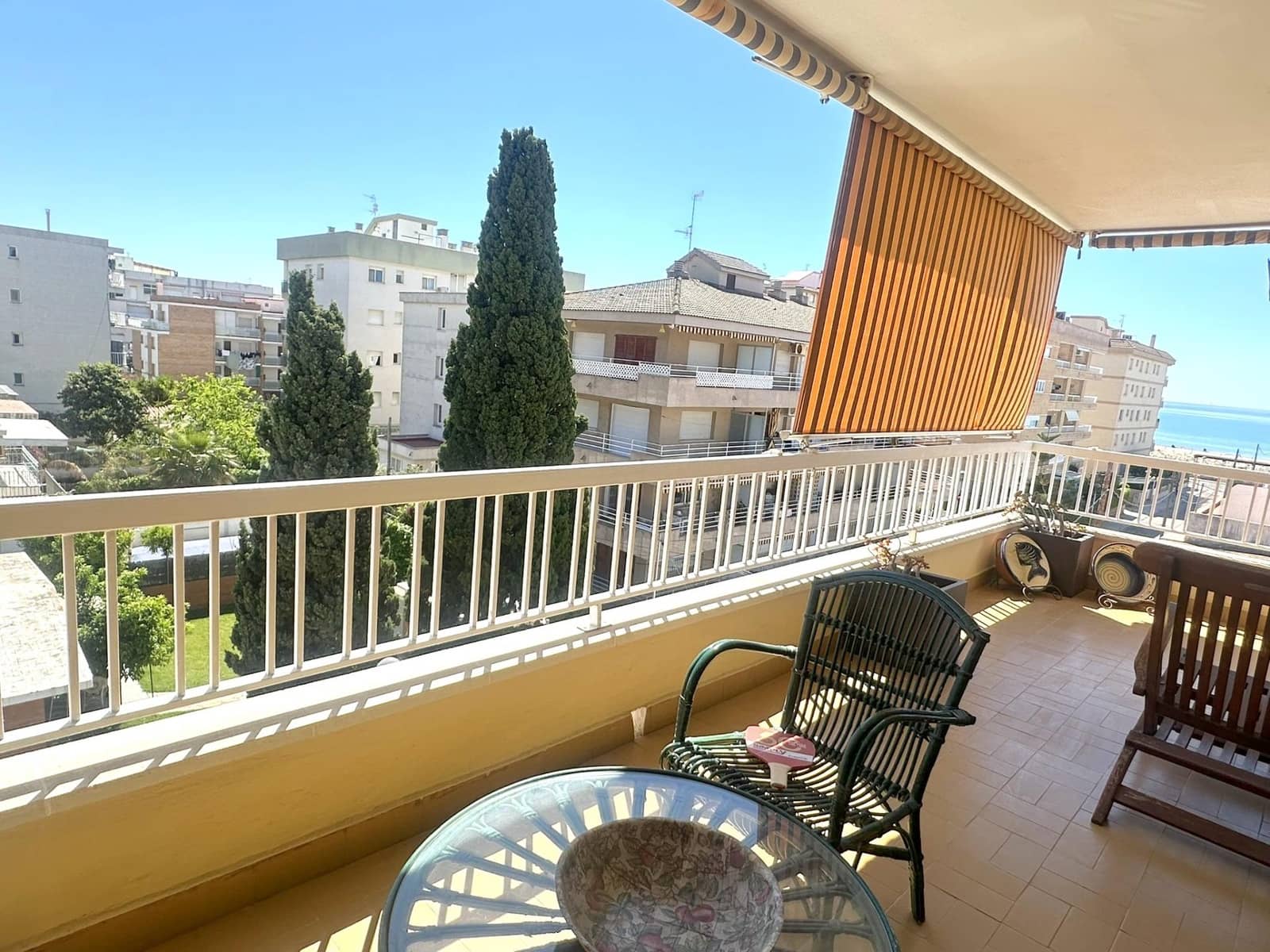 3 bedroom Flat for sale in Segur de Calafell - € 250,000 (Ref: 9861857)