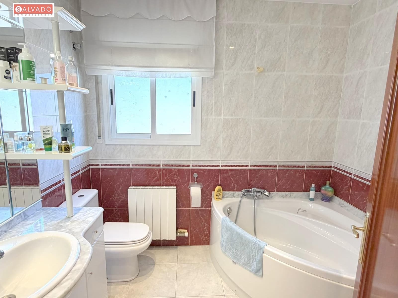 4 soverom Rekkehus til salgs i Segur de Calafell med garasje - € 399 000 (Ref: 9865182)