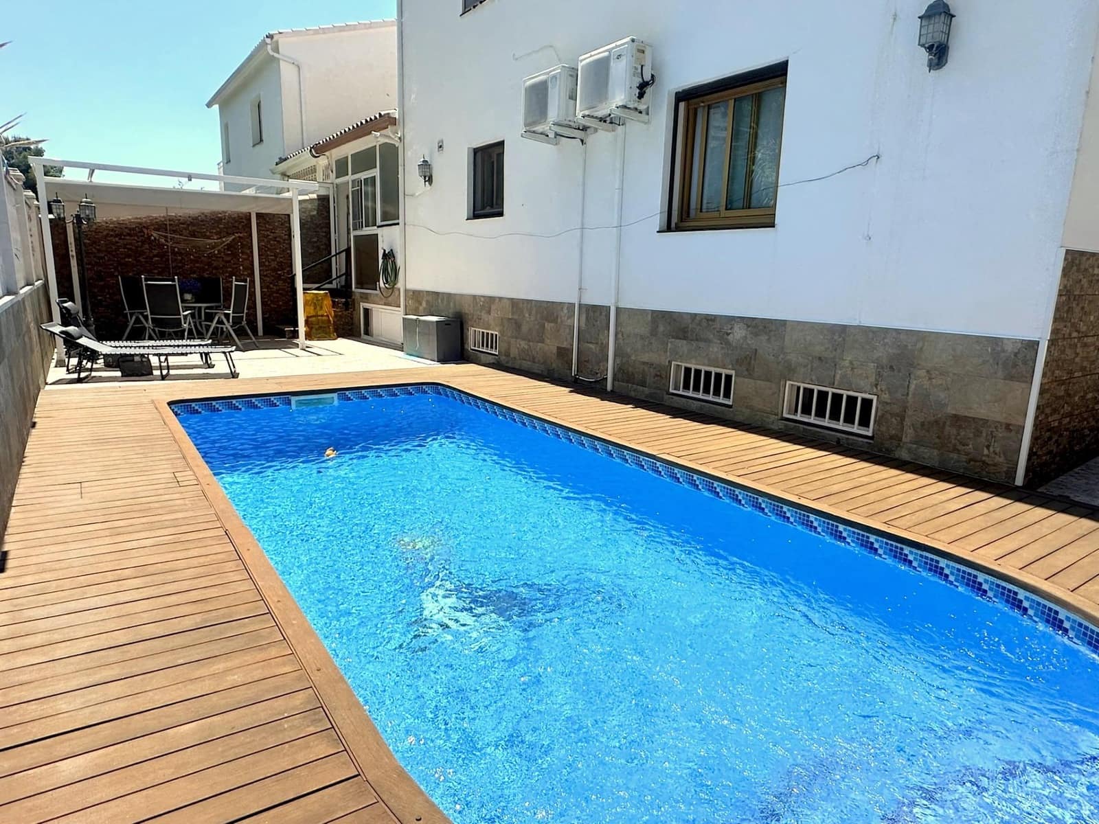 7 chambre Villa/Maison à vendre à Segur de Calafell avec piscine - 399 000 € (Ref: 9892367)