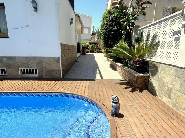 7 chambre Villa/Maison à vendre à Segur de Calafell, Calafell avec piscine - 399 000 € (Ref: 9892367)