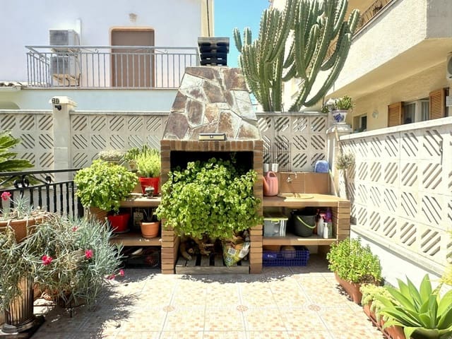 7 chambre Villa/Maison à vendre à Segur de Calafell, Calafell avec piscine - 399 000 € (Ref: 9892367)