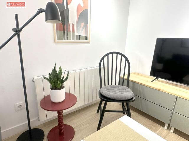 2 soveværelse Lejlighed til salg i Barcelona by - € 340.000 (Ref: 9927400)