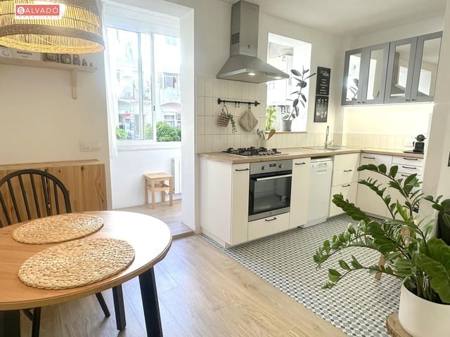 2 soveværelse Lejlighed til salg i Barcelona by - € 340.000 (Ref: 9927400)
