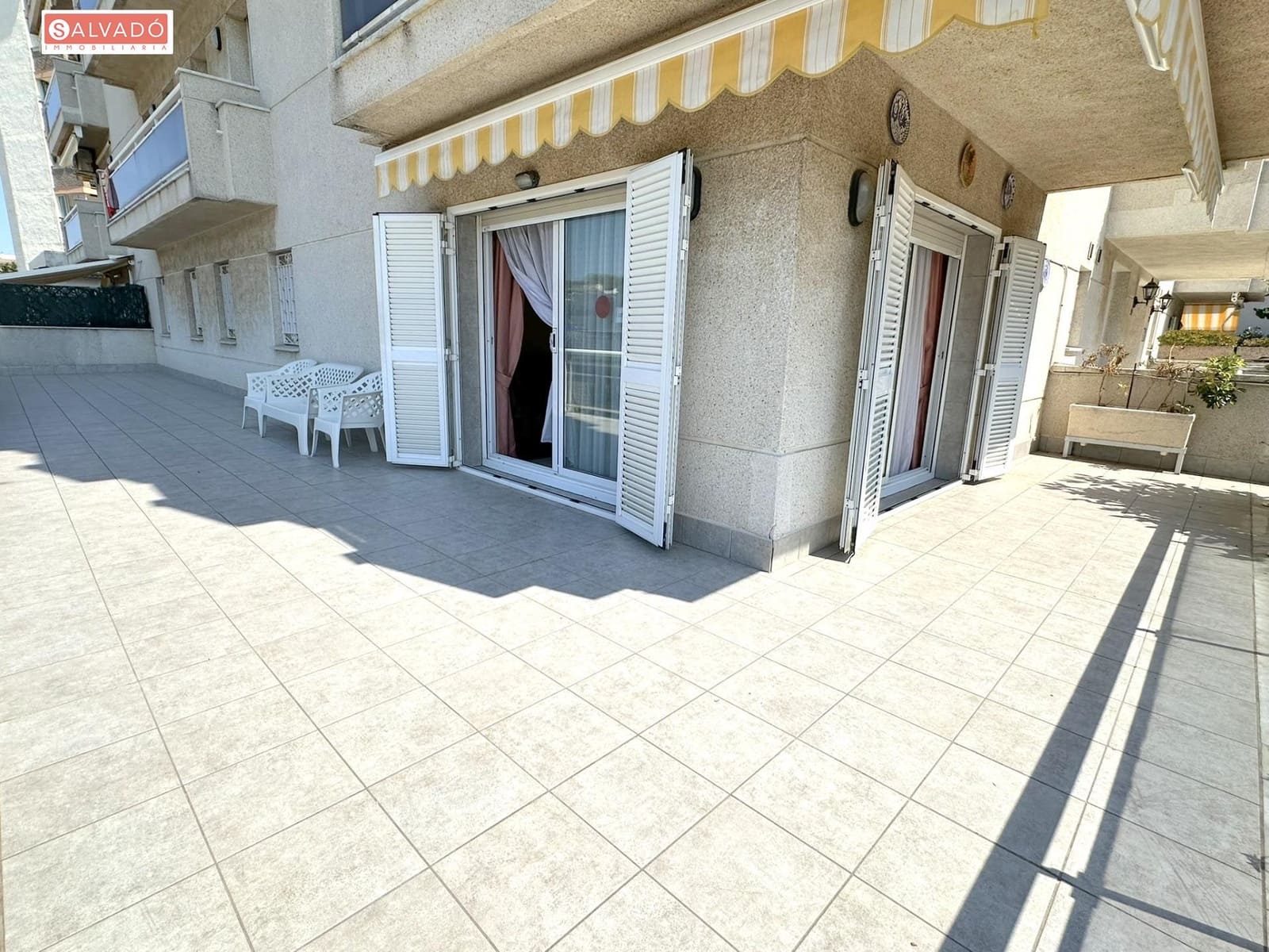 4 camera da letto Appartamento sulla Spiaggia in vendita in Calafell con piscina - 295.000 € (Rif: 9952625)
