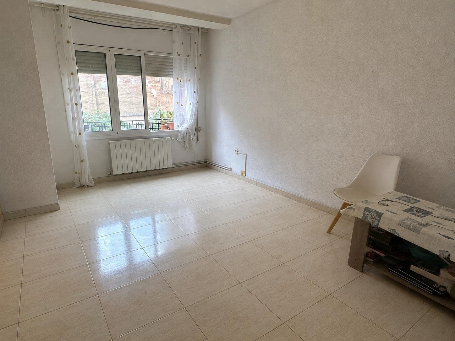 3 bedroom Apartment for sale in Sant Boi de Llobregat - € 228,000 (Ref: 9975428)