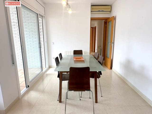 3 slaapkamer Flat te koop in Calafell met zwembad - € 295.000 (Ref: 9984987)