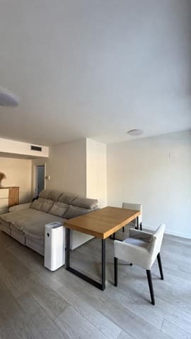3 Zimmer Wohnung zu vermieten in Tarragona Stadt mit Pool Garage - 1.350 € (Ref: 10014694)