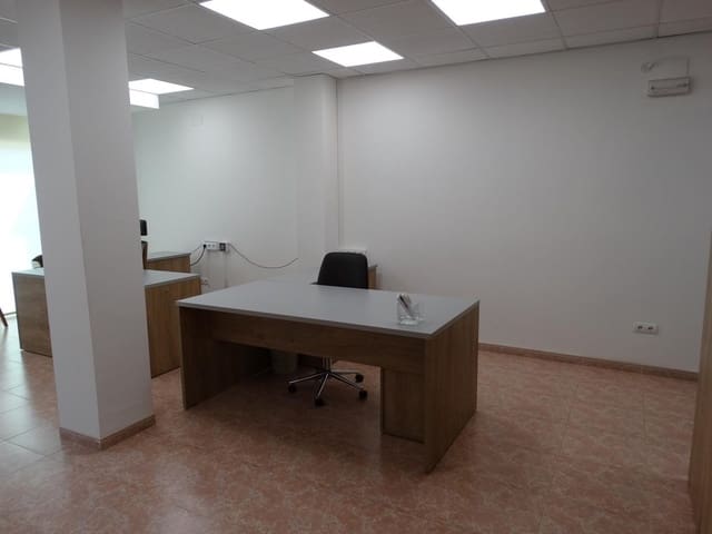 Kommersiell att hyra i Amposta - 400 € (Ref: 10059299)