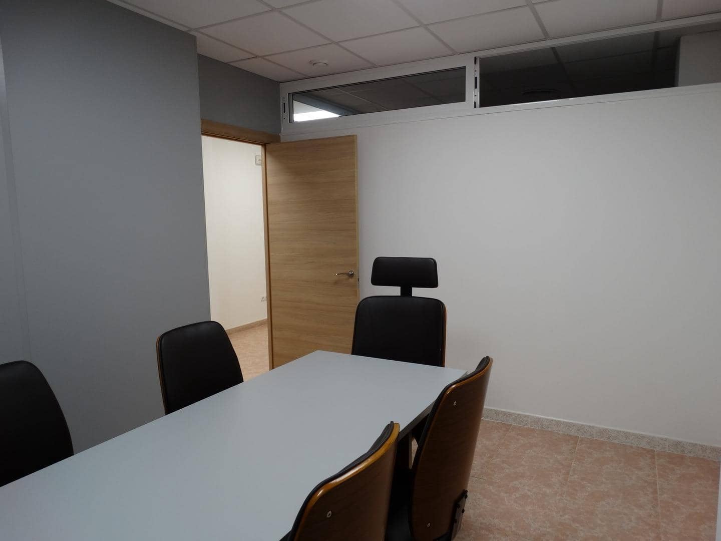Commercial for rent in Amposta - € 400 (Ref: 10059299)
