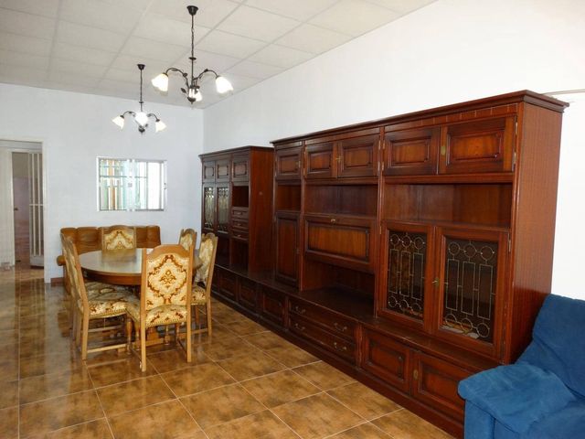 2 sovrum Lägenhet till salu i Amposta - 110 000 € (Ref: 10115782)
