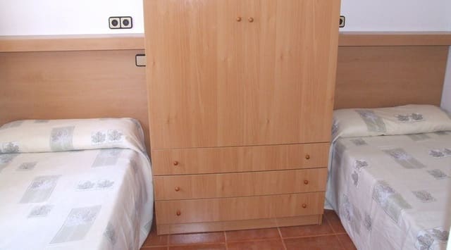 Adosado de 2 habitaciones en Deltebre en venta con piscina - 165.000 € (Ref: 6094565)