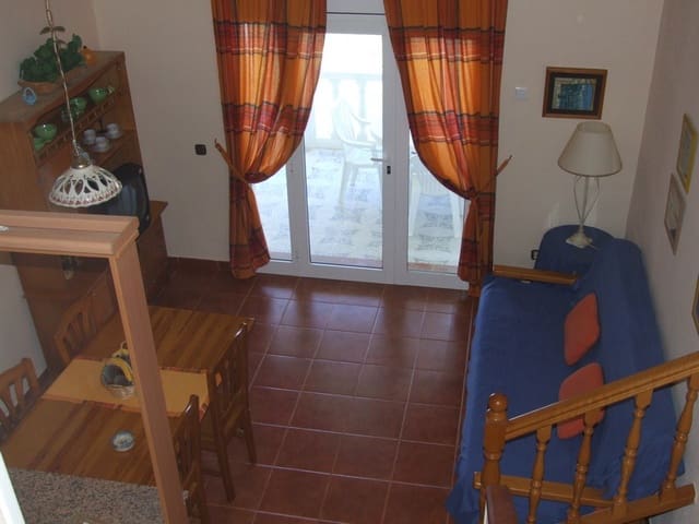 Adosado de 2 habitaciones en Deltebre en venta con piscina - 165.000 € (Ref: 6094565)