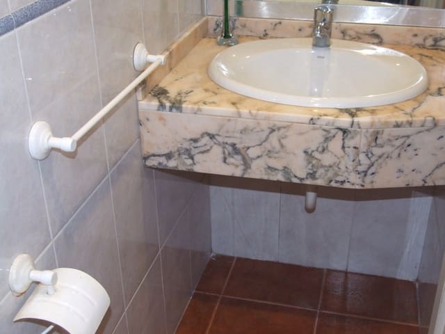 Adosado de 2 habitaciones en Deltebre en venta con piscina - 165.000 € (Ref: 6094565)