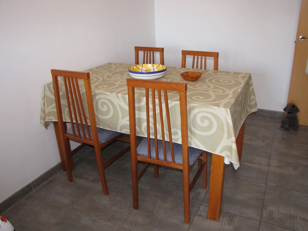 Kaupallinen myytävänä paikassa Amposta - 398 000 € (Ref: 6186975)