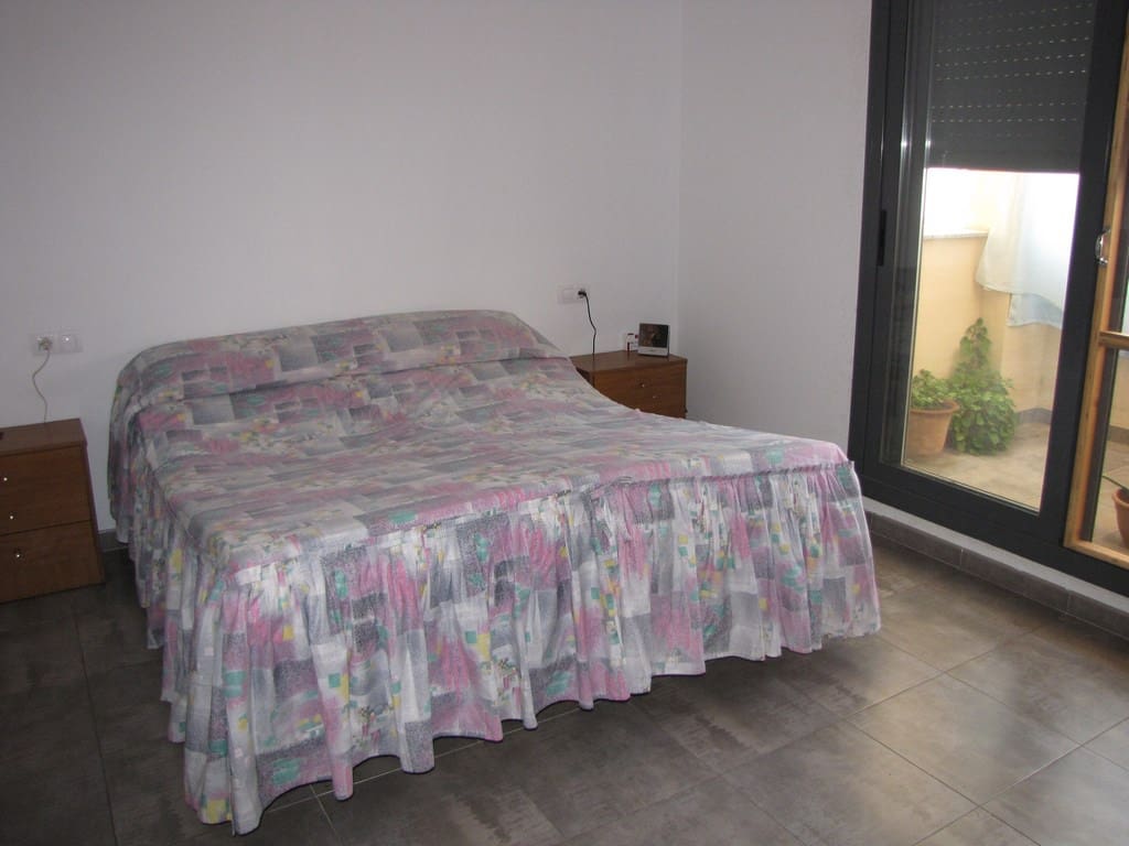 Kaupallinen myytävänä paikassa Amposta - 398 000 € (Ref: 6186975)