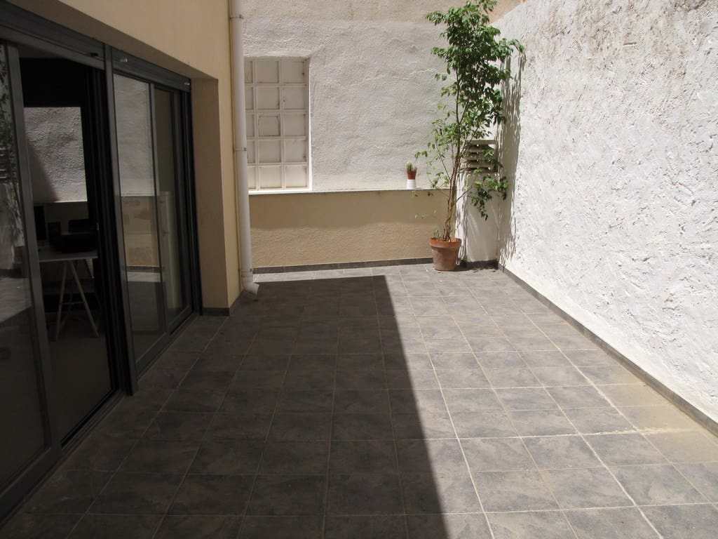 Kaupallinen myytävänä paikassa Amposta - 398 000 € (Ref: 6186975)