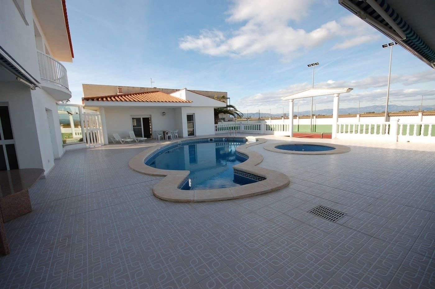 7 soveværelse Villa til salg i Amposta med swimmingpool garage - € 840.000 (Ref: 6186997)