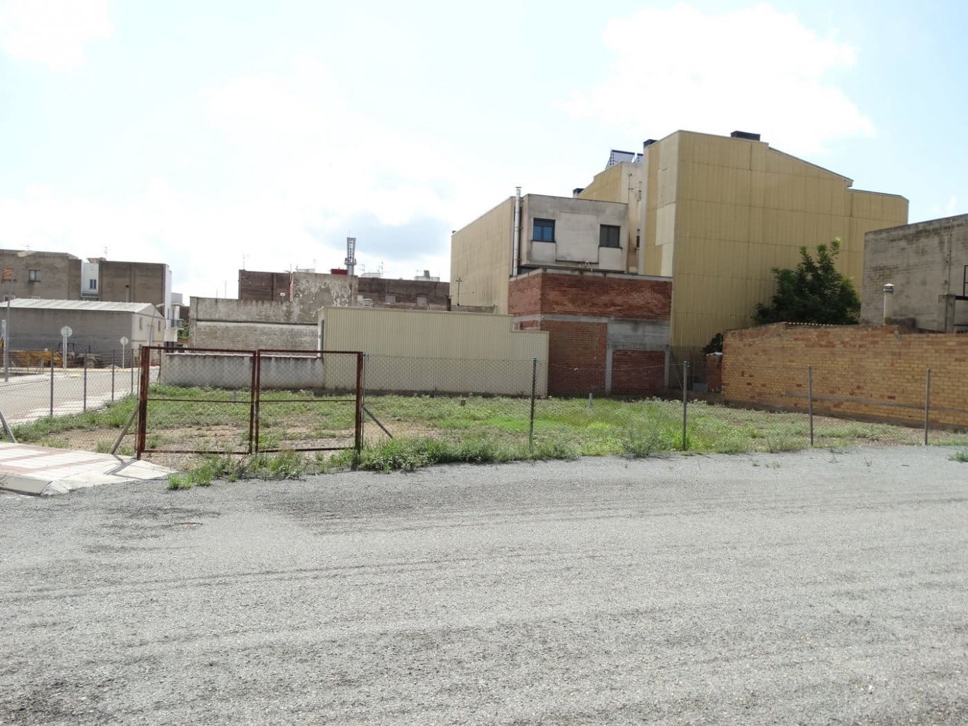 Byggegrund til salg i L'Aldea - € 28.000 (Ref: 6361337)