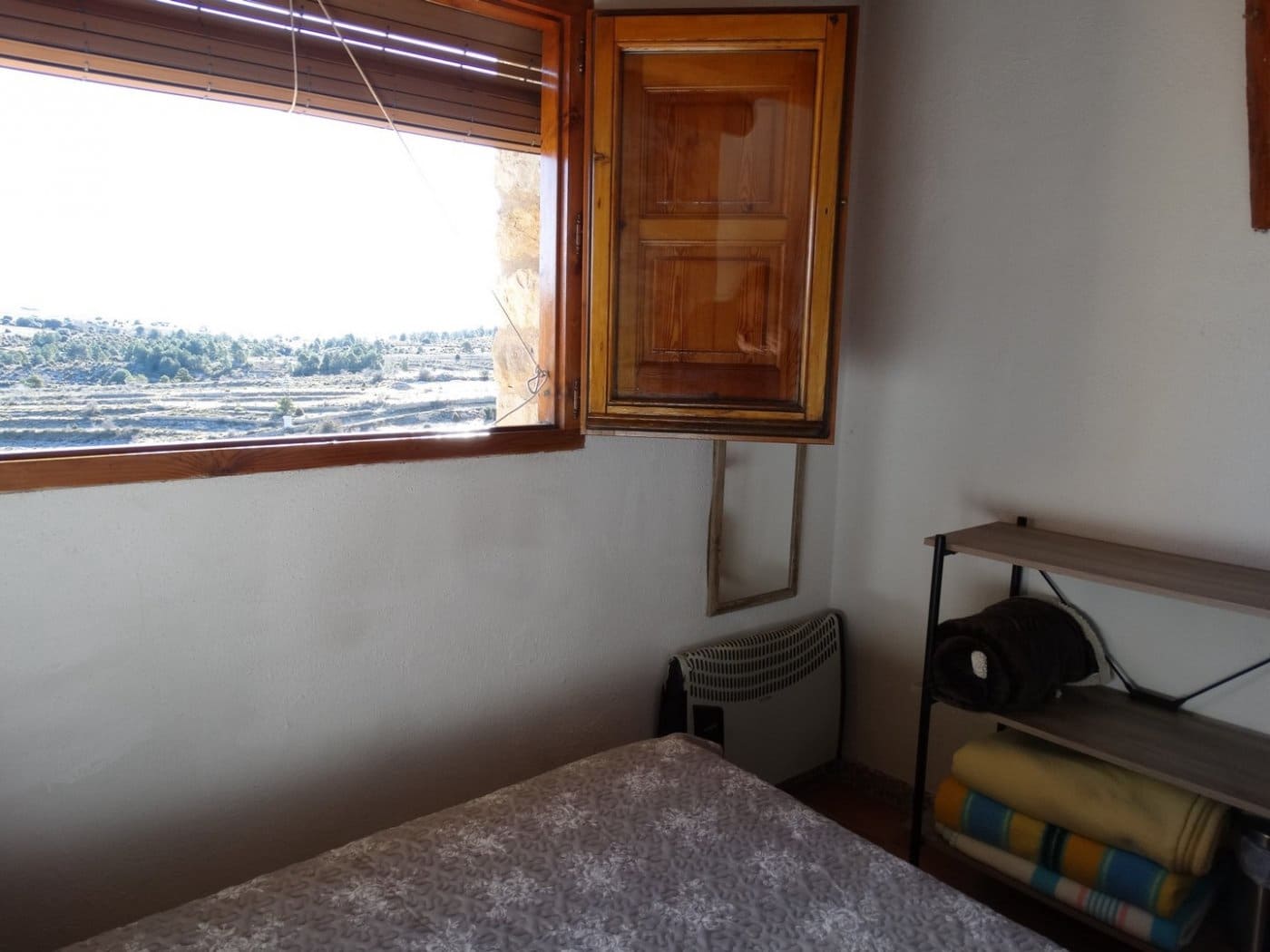 3 bedroom Finca/Country House for sale in La Pobla de Benifassa - € 159,000 (Ref: 6916874)