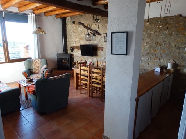 3 bedroom Finca/Country House for sale in La Pobla de Benifassà - € 159,000 (Ref: 6916874)