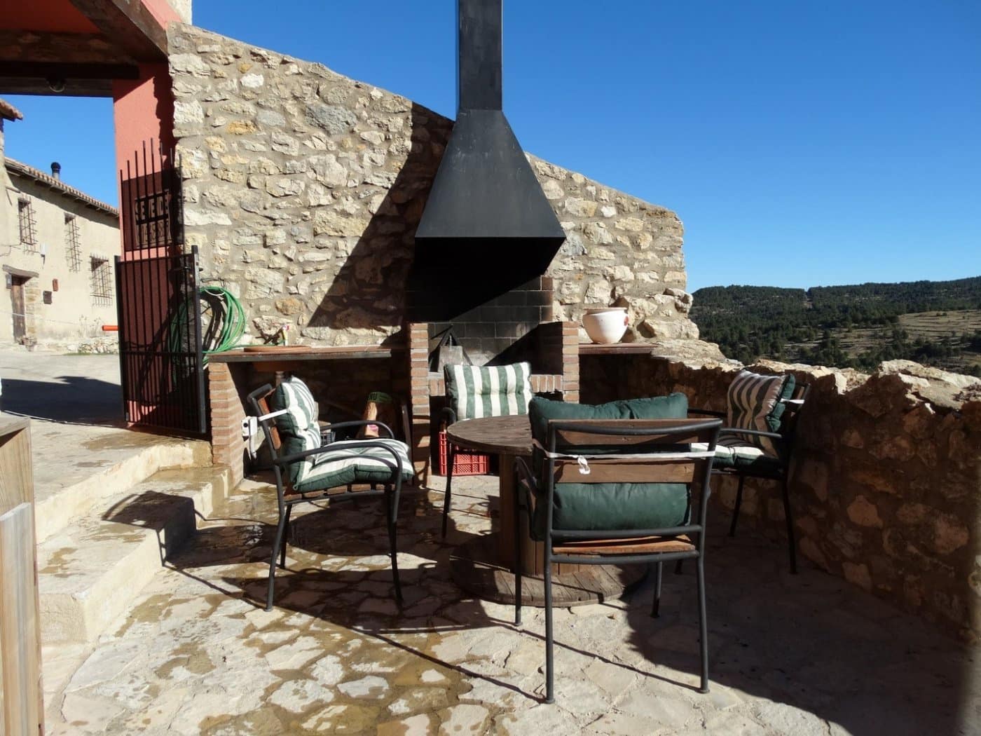 3 bedroom Finca/Country House for sale in La Pobla de Benifassa - € 159,000 (Ref: 6916874)