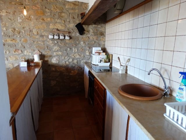 3 bedroom Finca/Country House for sale in La Pobla de Benifassà - € 159,000 (Ref: 6916874)