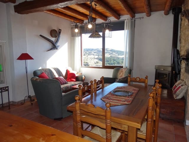 3 bedroom Finca/Country House for sale in La Pobla de Benifassà - € 159,000 (Ref: 6916874)