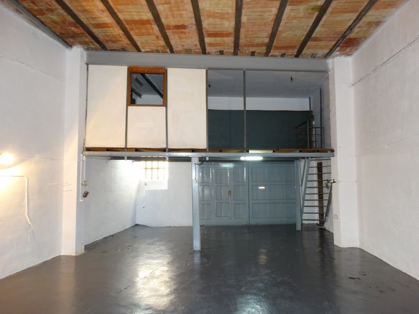 Kaupallinen vuokrattavana paikassa Sant Jaume d'Enveja - 475 € (Ref: 7225242)
