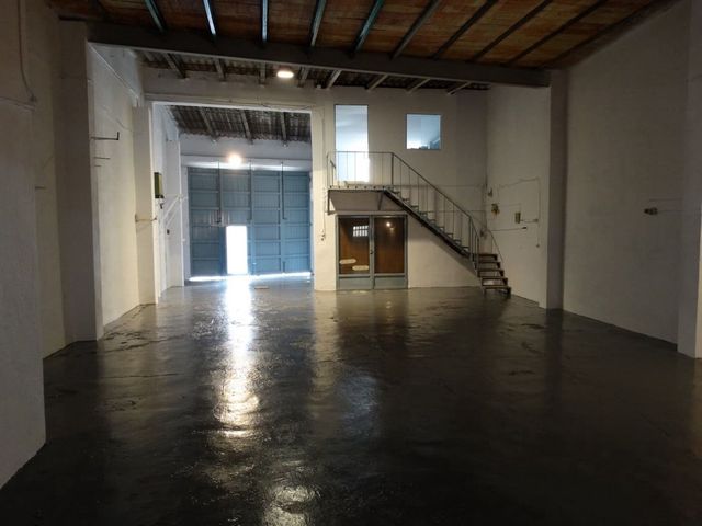 Kaupallinen vuokrattavana paikassa Sant Jaume d'Enveja - 475 € (Ref: 7225242)