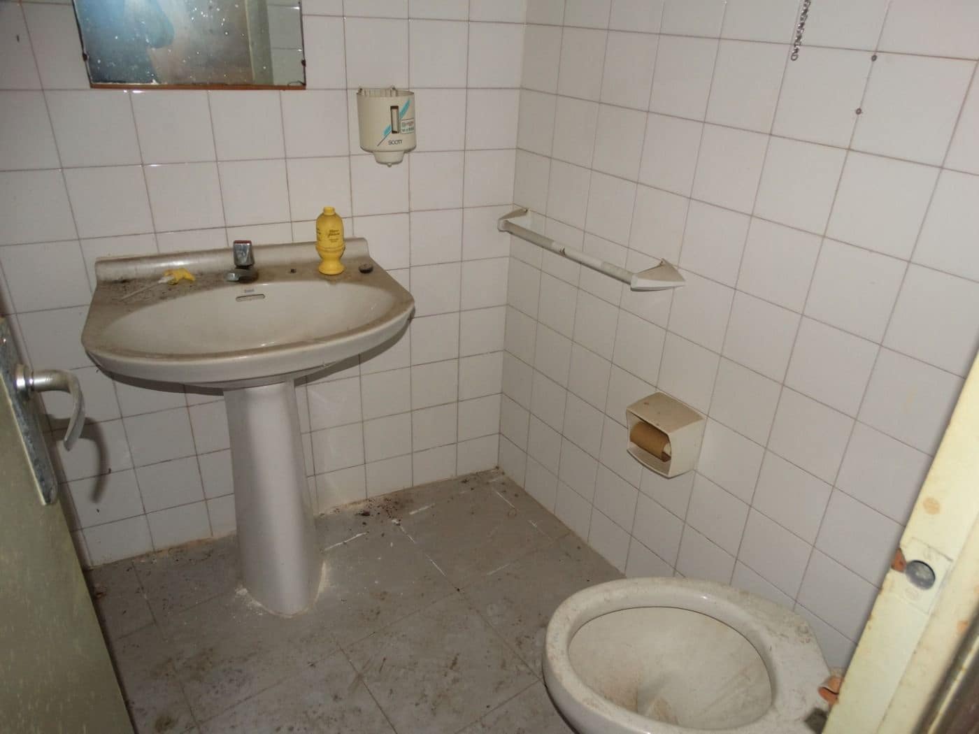 Local Commercial à vendre à Amposta - 289 000 € (Ref: 7419408)