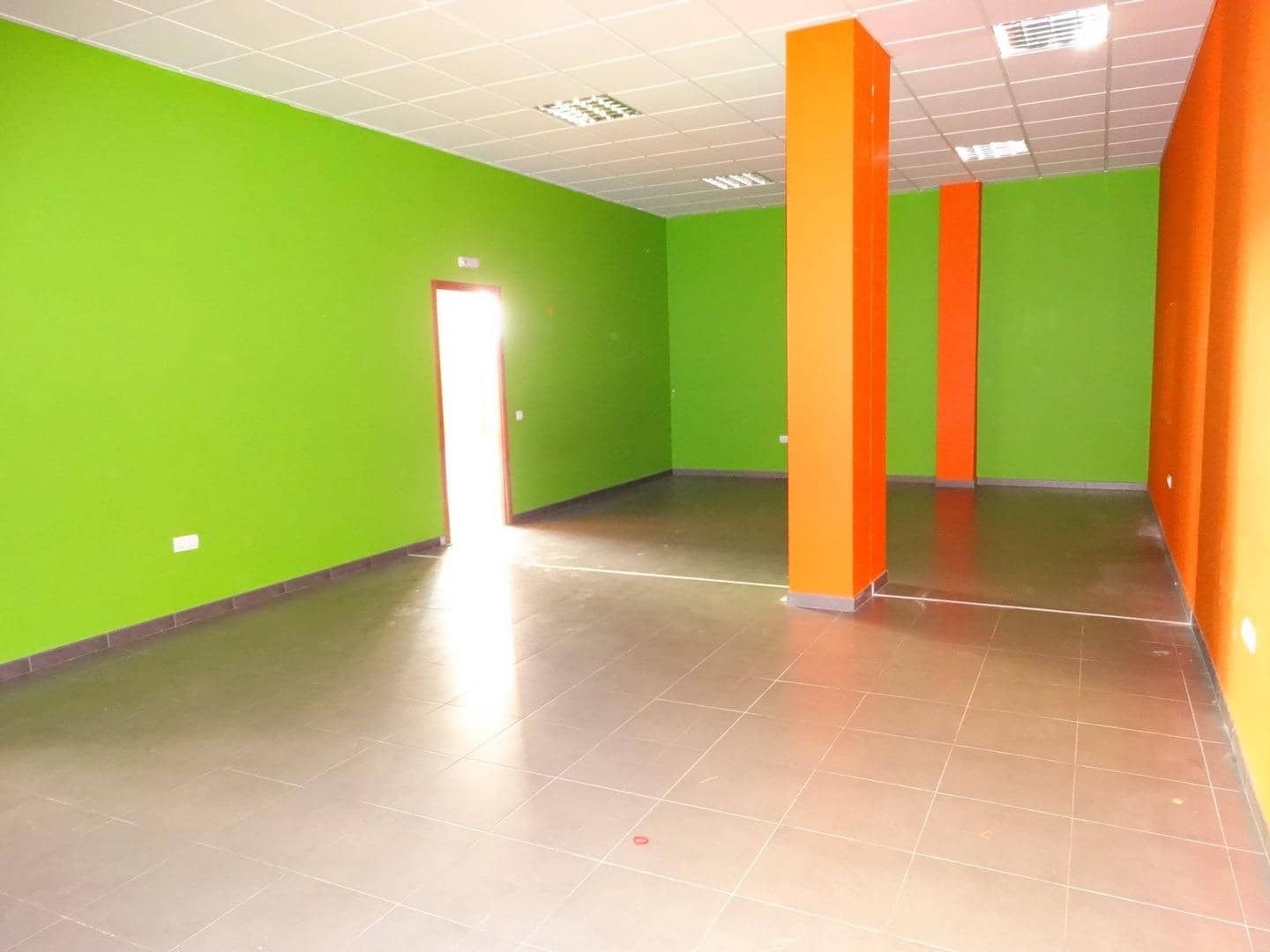 Kommersiell til salgs i Amposta - € 200 000 (Ref: 8060968)