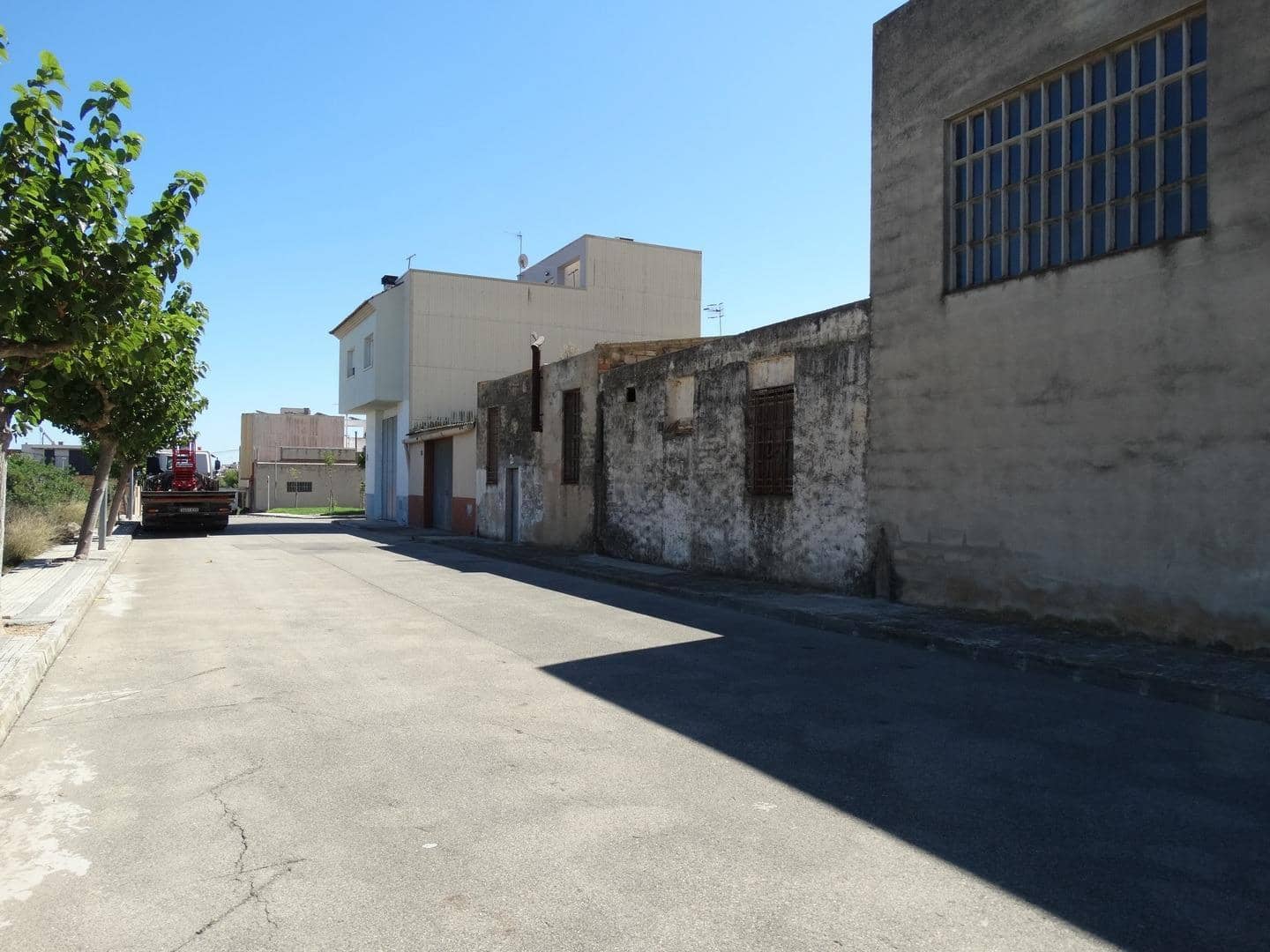 Commercial for sale in Amposta - € 62,000 (Ref: 8696491)