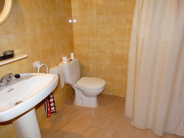 4 bedroom Semi-detached Villa for sale in Alcanar with pool garage - € 189,000 (Ref: 9431161)