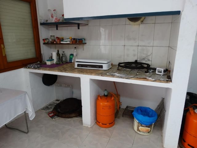 4 bedroom Semi-detached Villa for sale in Alcanar with pool garage - € 189,000 (Ref: 9431161)