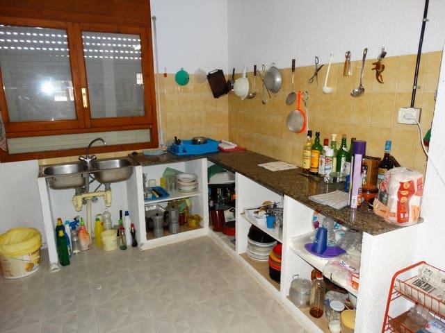 4 bedroom Semi-detached Villa for sale in Alcanar with pool garage - € 189,000 (Ref: 9431161)